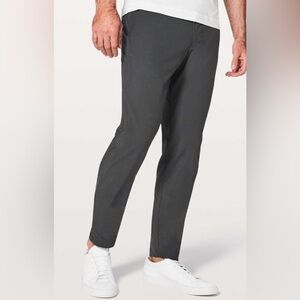 Lululemon Men’s Commission Pant Slim *Warpstreme 34"- Obsidian/ Size 28